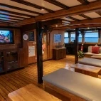 Briefing lounge on board Amira liveaboard in Indonesia