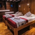 Twin cabin on board Amira liveaboard in Indonesia