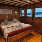 Double cabin on board Amira liveaboard in Indonesia