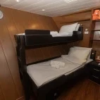 Deluxe twin cabin on board Atlantis Infiniti Liveaboard in the Philippines.