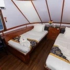 Premium deluxe cabin on board Atlantis Infiniti Liveaboard in the Philippines.