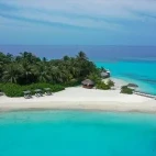 Aerial view of the beach area on the island, Makunudu Island Resort, Maldives.