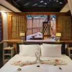 Beachfront Rai Ki Waya bure at Barefoot Kuata Island Resort in Fiji