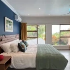 A bedroom at the Lookout Guesthouse, South Africa