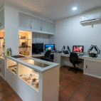 Photo centre work area at Lembeh Resort in Indonesia.