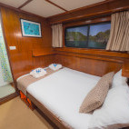 Deluxe double cabin on board Mermaid II liveaboard in Indonesia