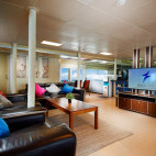 Saloon on board Solitude Adventurer liveaboard in Indonesia