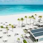 Beach & swimming pool at Bucuti & Tara Beach Resorts in Aruba, the Caribbean
