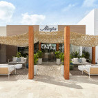 Allegra bistro lounge at Courtyard by Marriott Aruba Resort