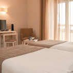 Bedroom at Hotel Solar do Bom Jesus in Madeira