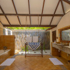 Deluxe bathroom at Filitheyo Resort, The Maldives
