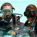 Divers at Adaaran Select Hudhuran Fushi in the Maldives