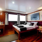 Double bedroom onboard M/Y Duke of York liveaboard