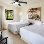 Twin bedroom at Allegro Cozumel in Mexico.