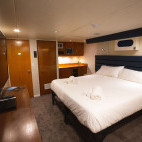 Premium suite on board the Nautilus Gallant Lady liveaboard in the Sea of Cortez, Mexico