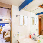 Swell suite on board the Nautilus Gallant Lady liveaboard in the Sea of Cortez, Mexico