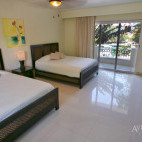 Twin bedroom at Aventuras Club in Mexico
