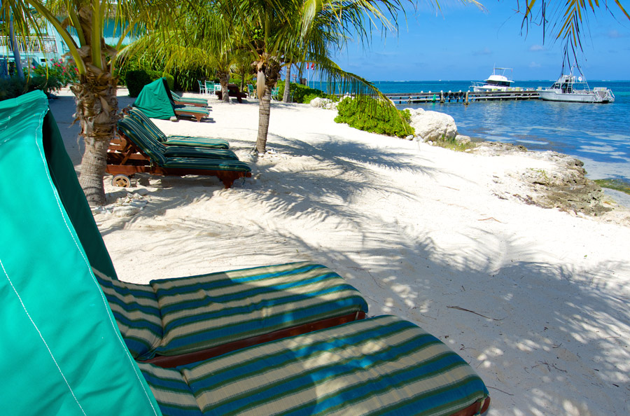 Compass Point Dive Resort holiday accommodation in Cayman Islands ...