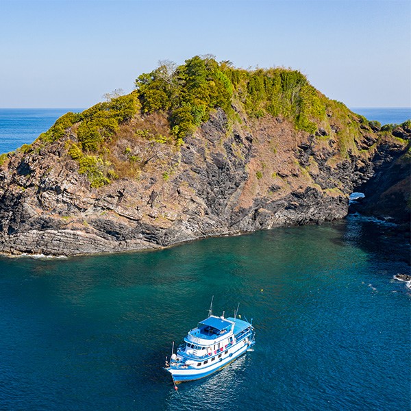 Liveaboard near the Similan Islands, Thailand