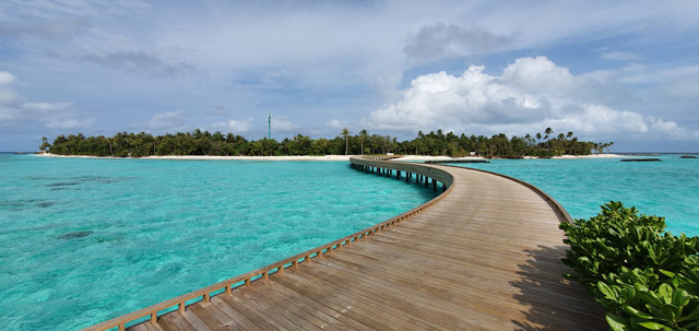 Alila Kothaifaru in the Maldives.