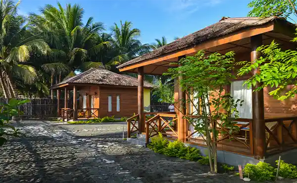 Tompotika Dive Lodge