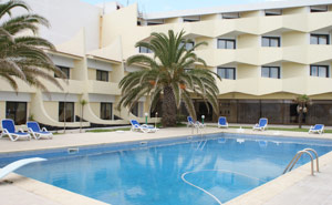 Hotel Caravelas